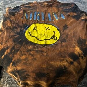 Nirvana tie- dye